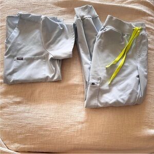 Figs Women Scrub Set Special Edition
Open Skies (Medium / Medium Petite)